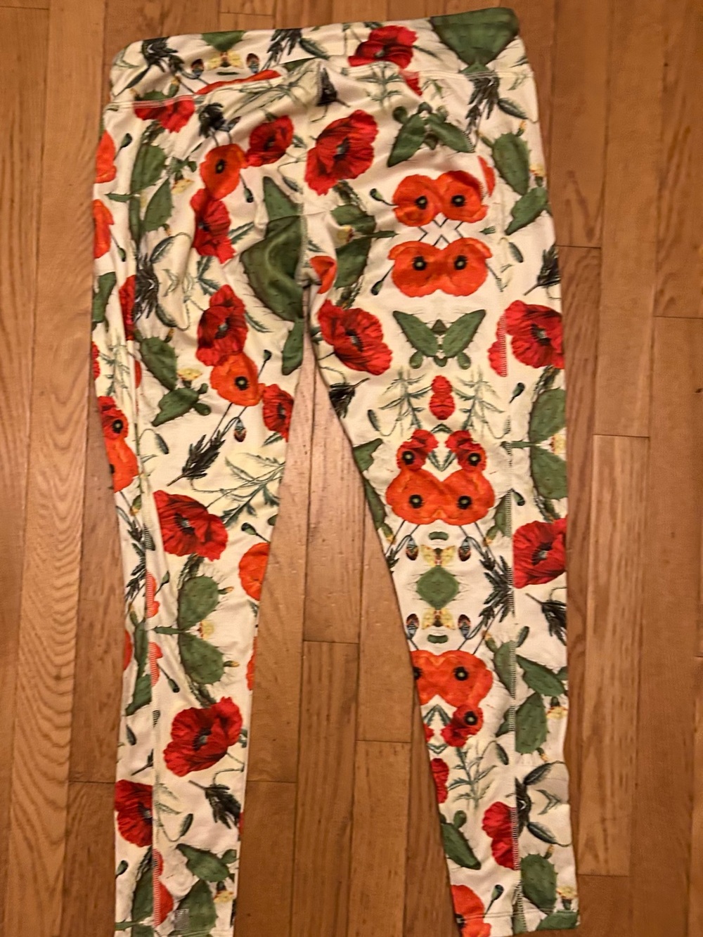 LuLaRoe Jade Athletic Capri Floral Cactus Print 2XL - Picture 2 of 4